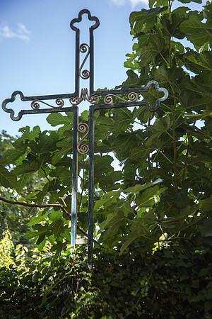 Croix de verdure à Correns