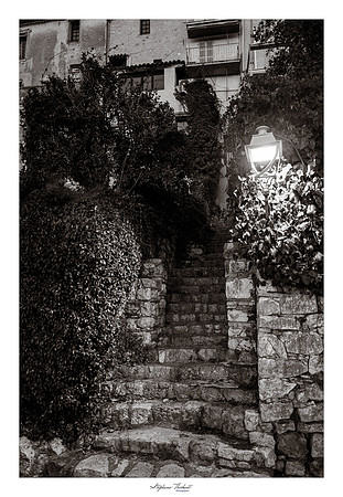 Saint-Paul de Vence nocturne