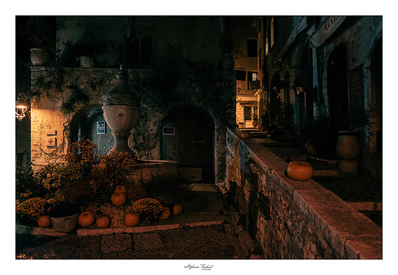 Saint-Paul de Vence nocturne
