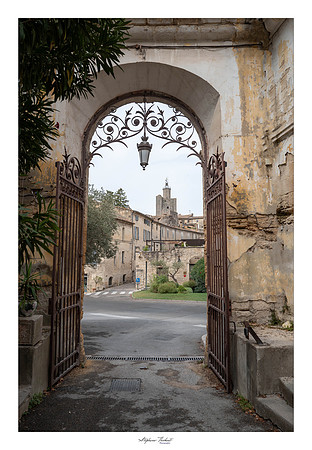 Uzès