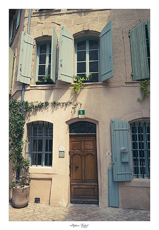 Uzès