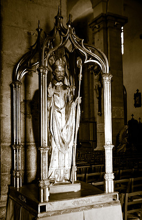 Statue de l'église de Correns