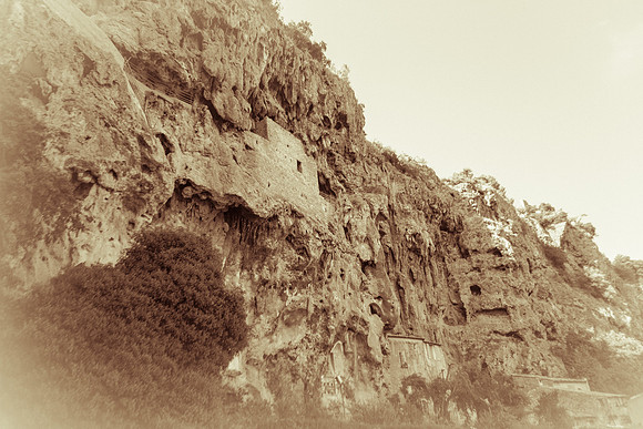 L'univers troglodyte de Cotignac