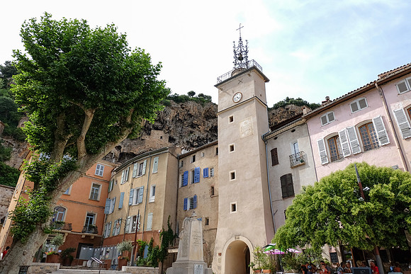 Une image de Cotignac