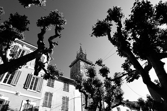 L'église et le clocher du Val