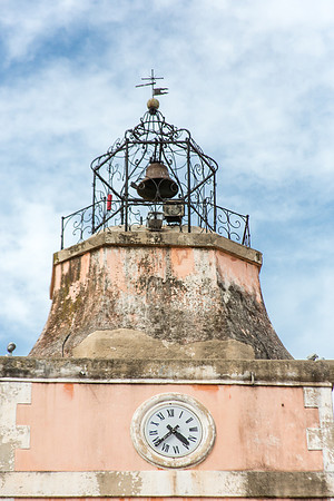 La Tour de l'Horloge et son Campanile à Carcès