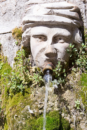 Superbe fontaine à Tourves