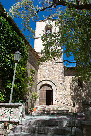 La vieille église d eFox-Amphoux