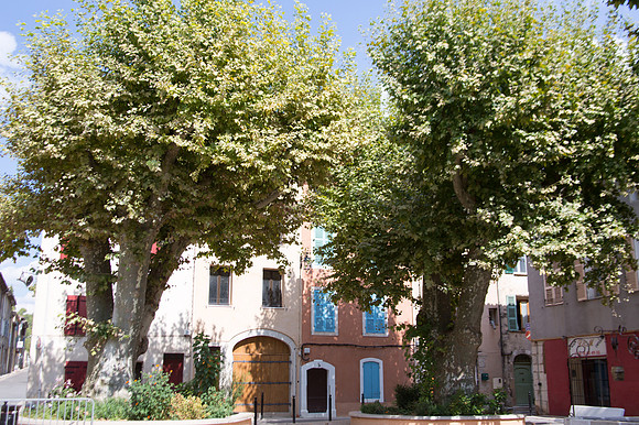 La place de Tourves