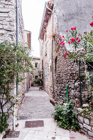 Une ruelle de Carcès